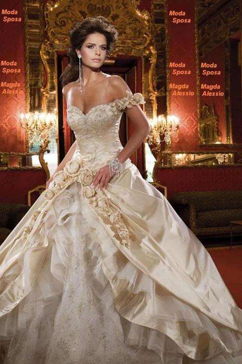 Stunning Ball Gown Wedding Dress
